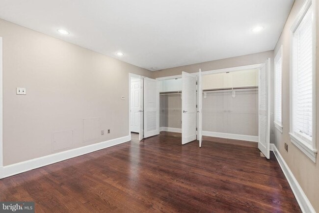 Building Photo - 3919 Georgetown Ct NW