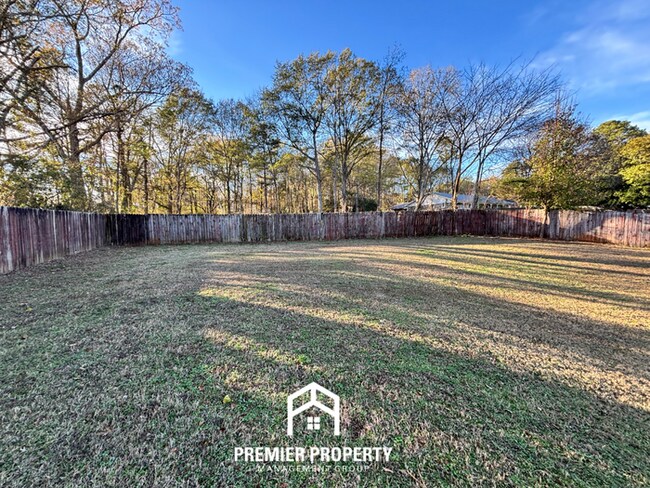 Building Photo - 416 Chadwick Cir