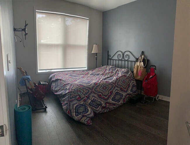 Master Bedroom - 1350 Maryland Ave NE
