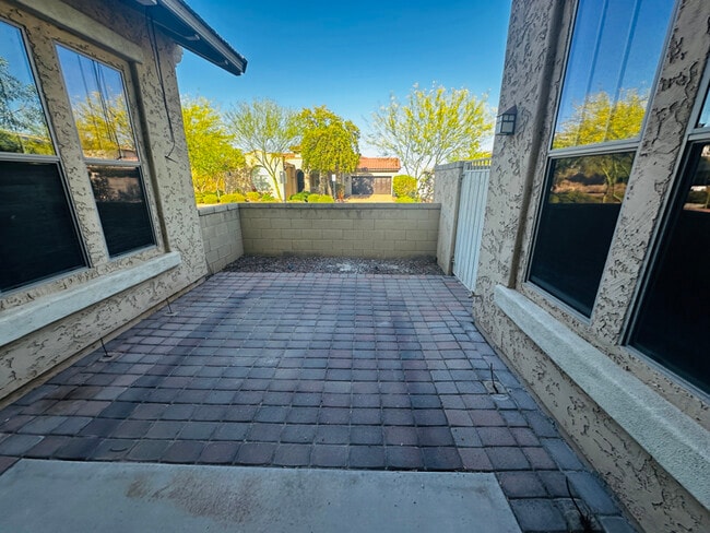 Building Photo - 20377 W Terrace Ln