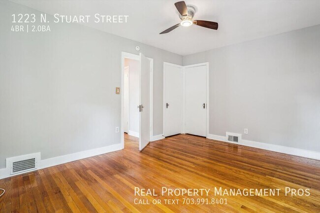 Building Photo - 1223 N Stuart St
