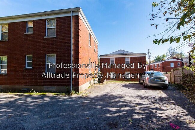 Building Photo - 1441 Nightingale Rd