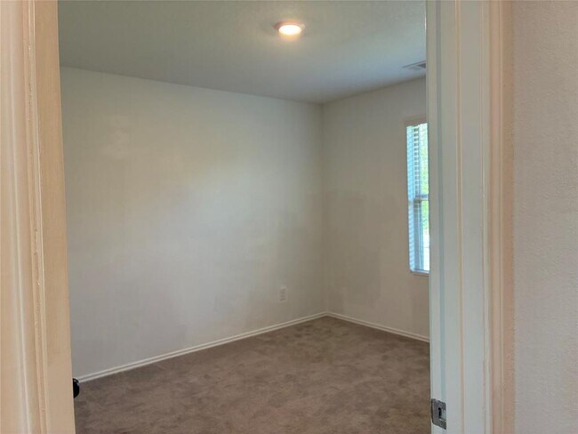 Building Photo - 6133 Dunsmore Cyn Ln