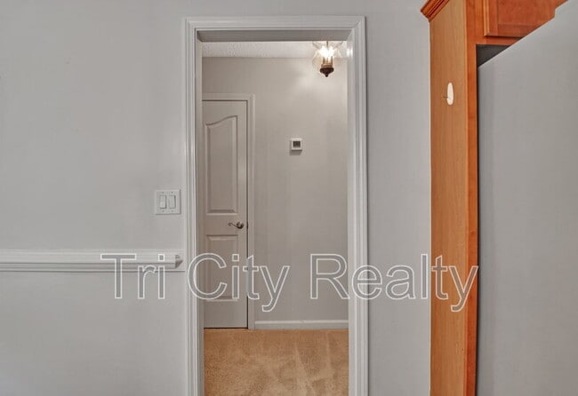 Building Photo - 69 Meadows Creek Ln