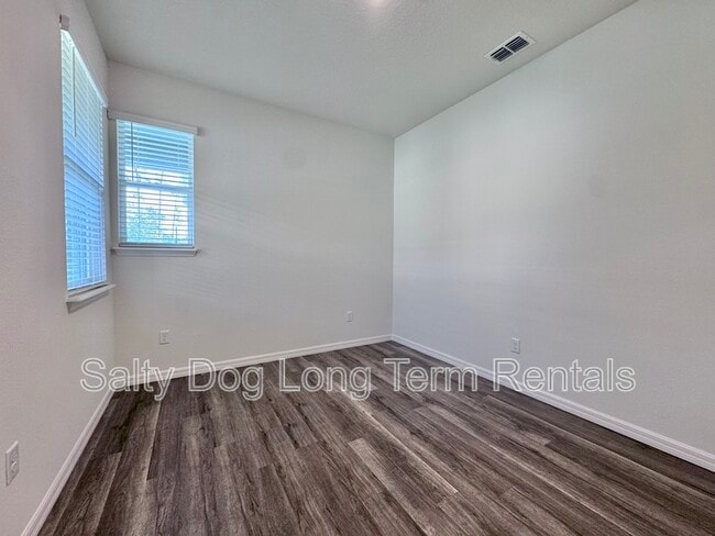 Building Photo - 2697 Kinsale Ln