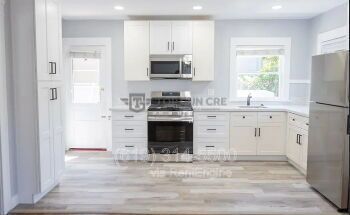 Building Photo - 3741-47 Bancroft St