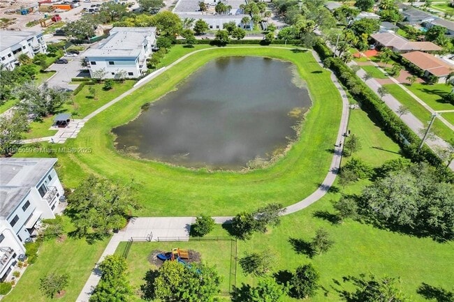 Building Photo - 813 NW 45th Terrace