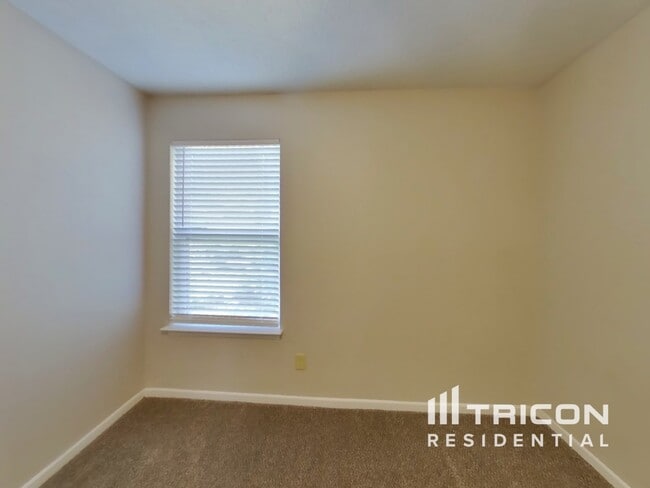 Building Photo - 6545 Black Antler Dr