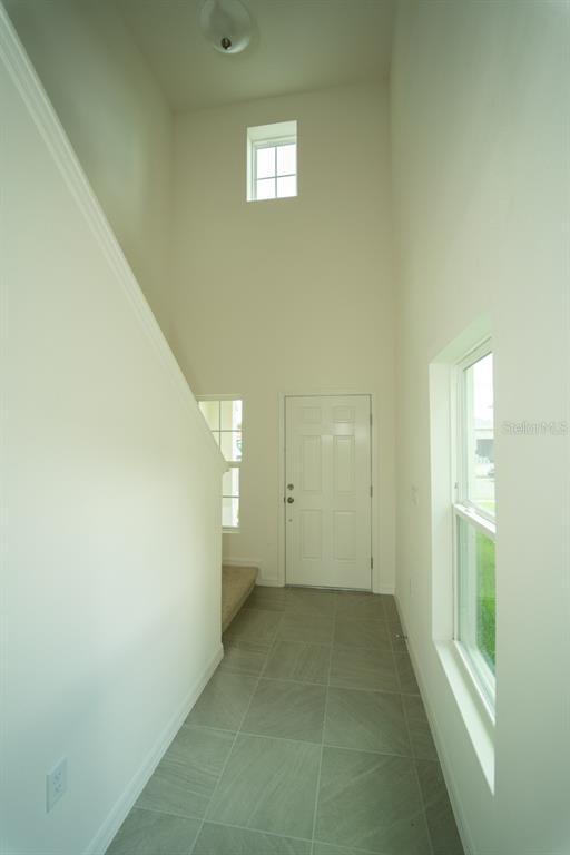 Building Photo - 1673 Swan Swim Dr
