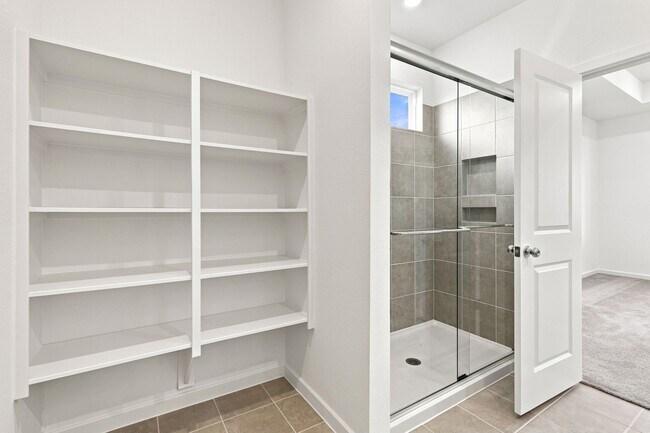 Building Photo - 22126 Rangemore Dr