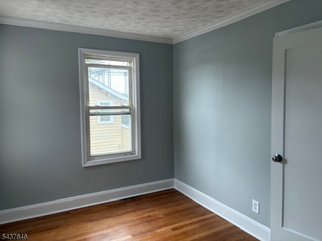 Building Photo - 65 W Stearns St