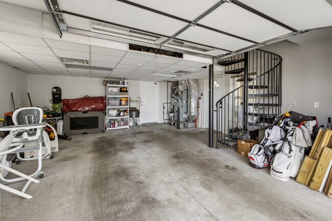 Building Photo - 4604 Mountainview Dr