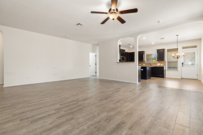 Building Photo - 11638 Poppy Sands