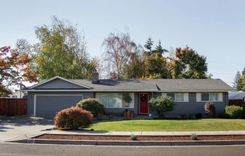 Building Photo - Beautifully Updated 3-Bedroom Home in the River Road Area!