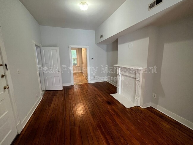 Building Photo - 2412 W Main St