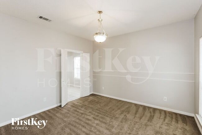 Building Photo - 1509 Dreama Dr