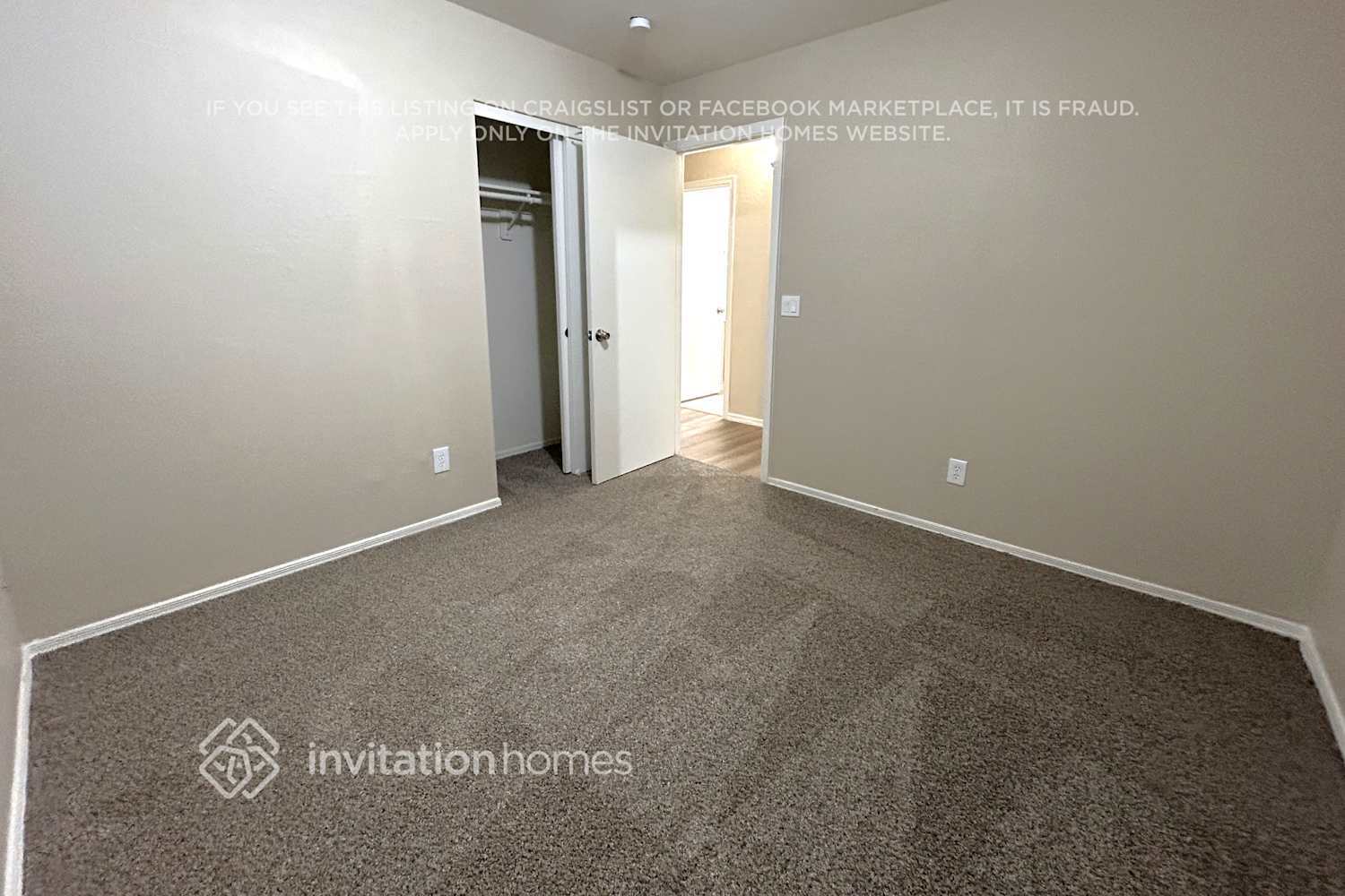 Building Photo - 9025 W Avalon Dr