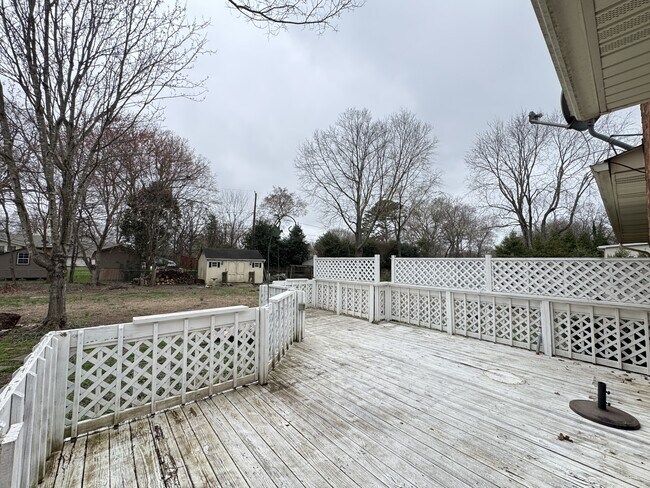 Building Photo - 1032 Belmorrow Dr