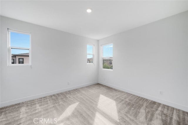 Building Photo - 106 Draw