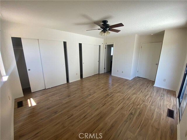 Building Photo - 19491 Mountain Meadow S