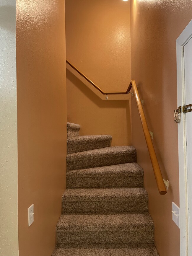 Building Photo - 1876 Triton Ct