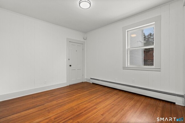 Building Photo - 26 Water St