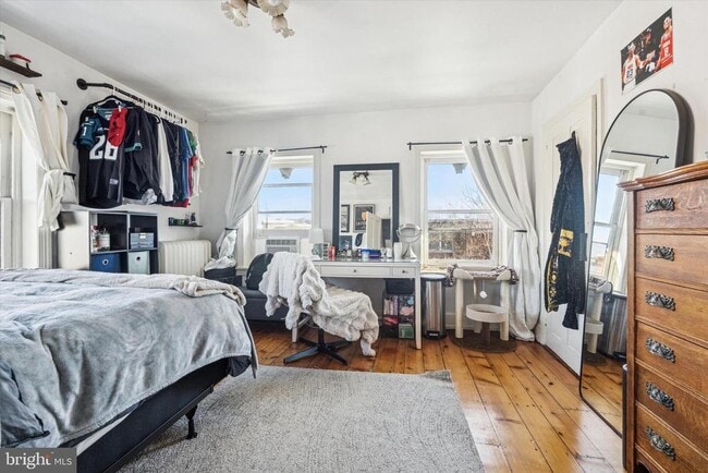 Building Photo - 418 N 32nd St