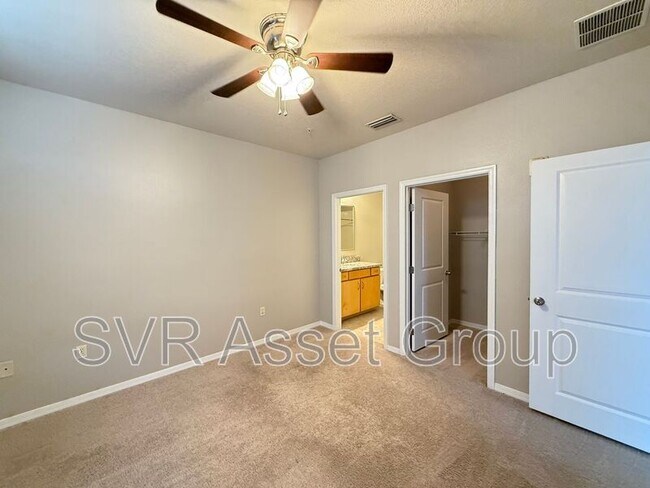 Building Photo - 12700 Bartram Park Blvd