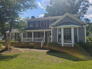 Building Photo - NEW LISTING!!!! Dont Miss Out