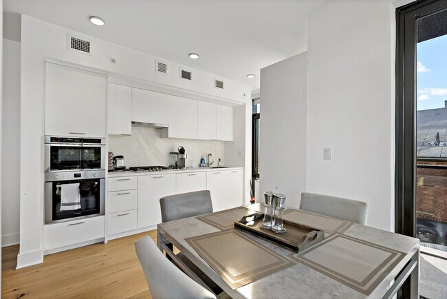 Building Photo - 1841 7th St NW