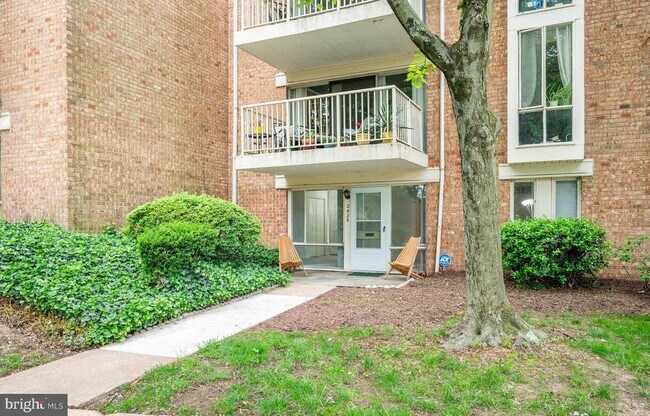 Building Photo - 2525 Huntington Ave