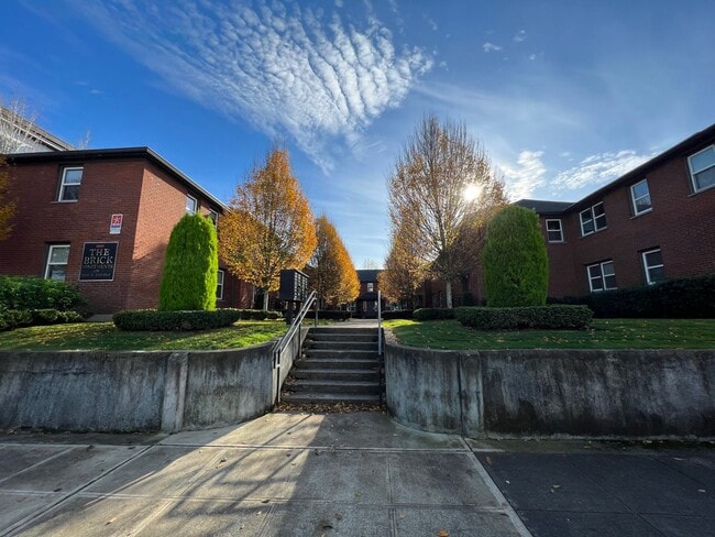 Building Photo - The Brick Apartments