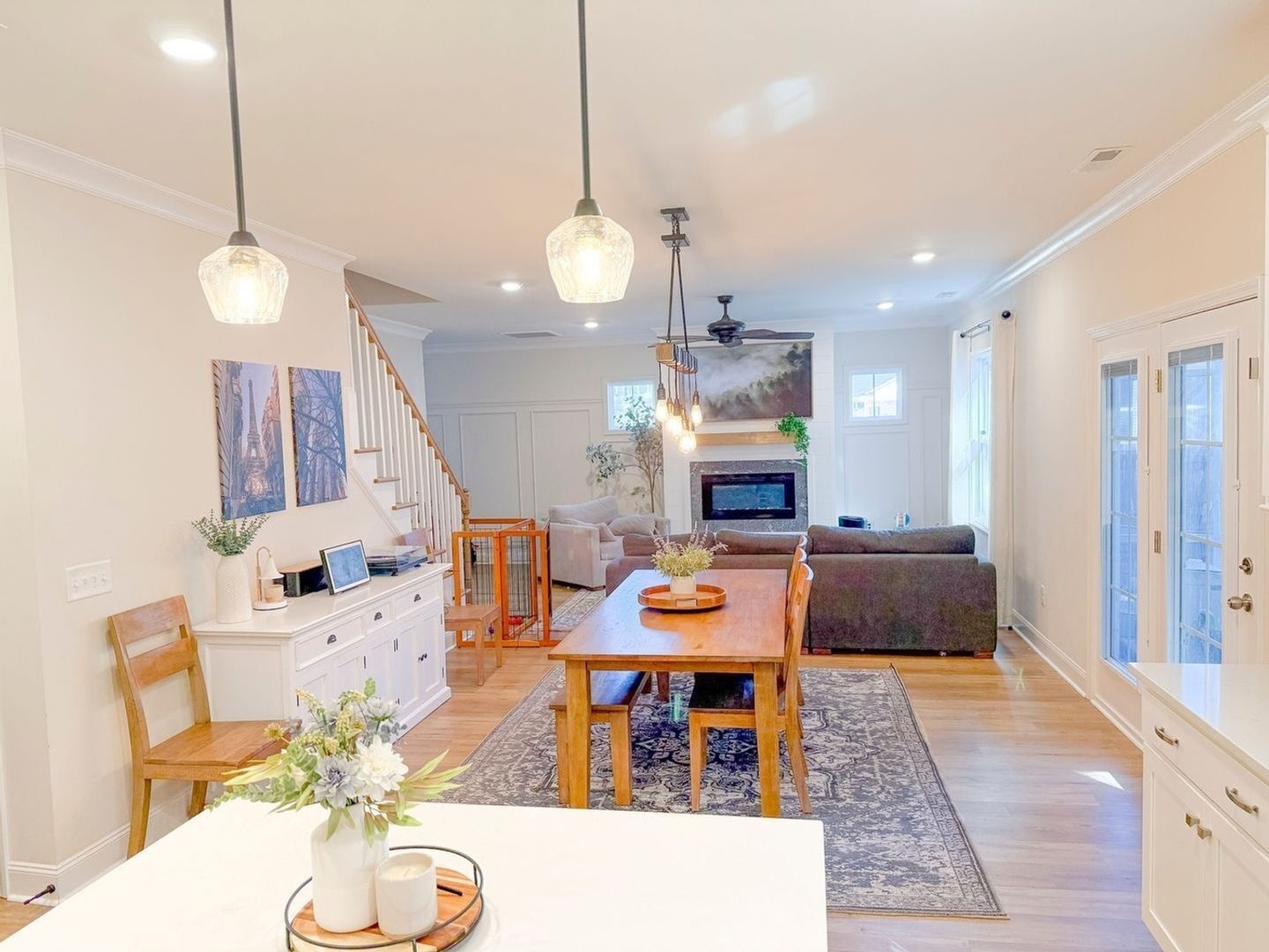 Building Photo - 711 Elderberry Dr