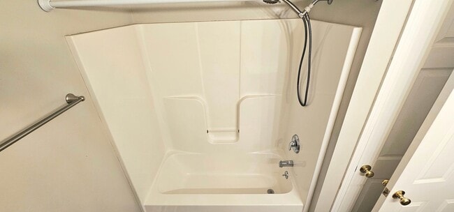 Building Photo - 441 Impala Dr