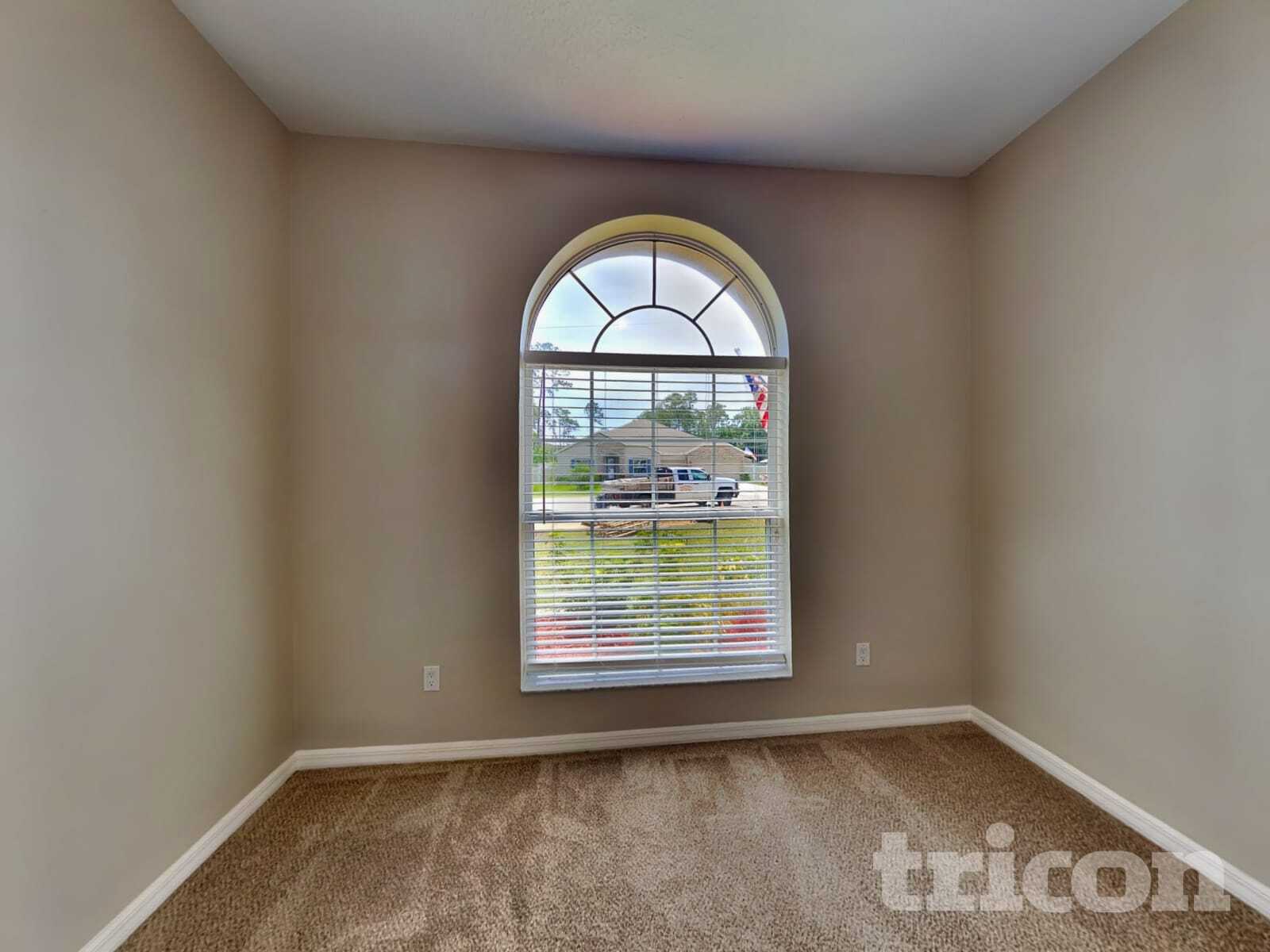 Building Photo - 9 Point Pl