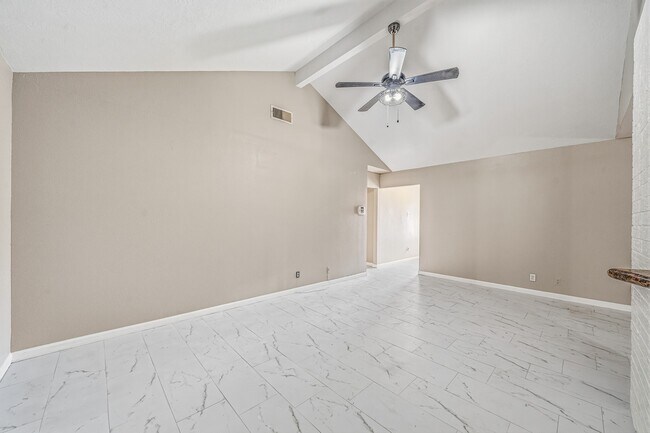 Building Photo - 1318 55th St