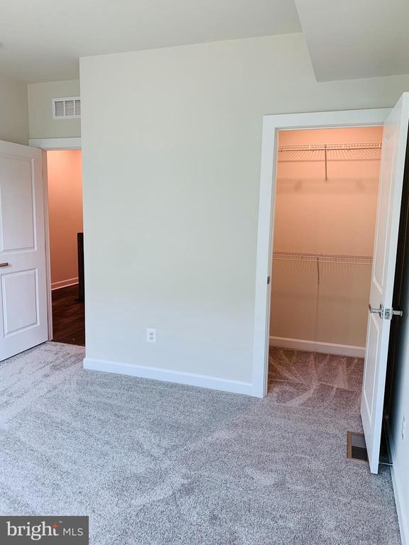 Building Photo - 12884 Sunrise Ridge Aly