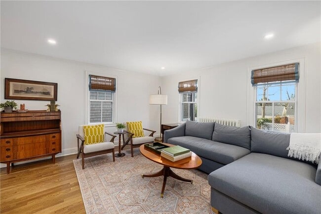 Building Photo - 23 Mt Vernon St