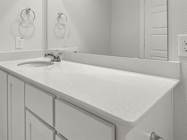 Building Photo - 1908 Iris Rd