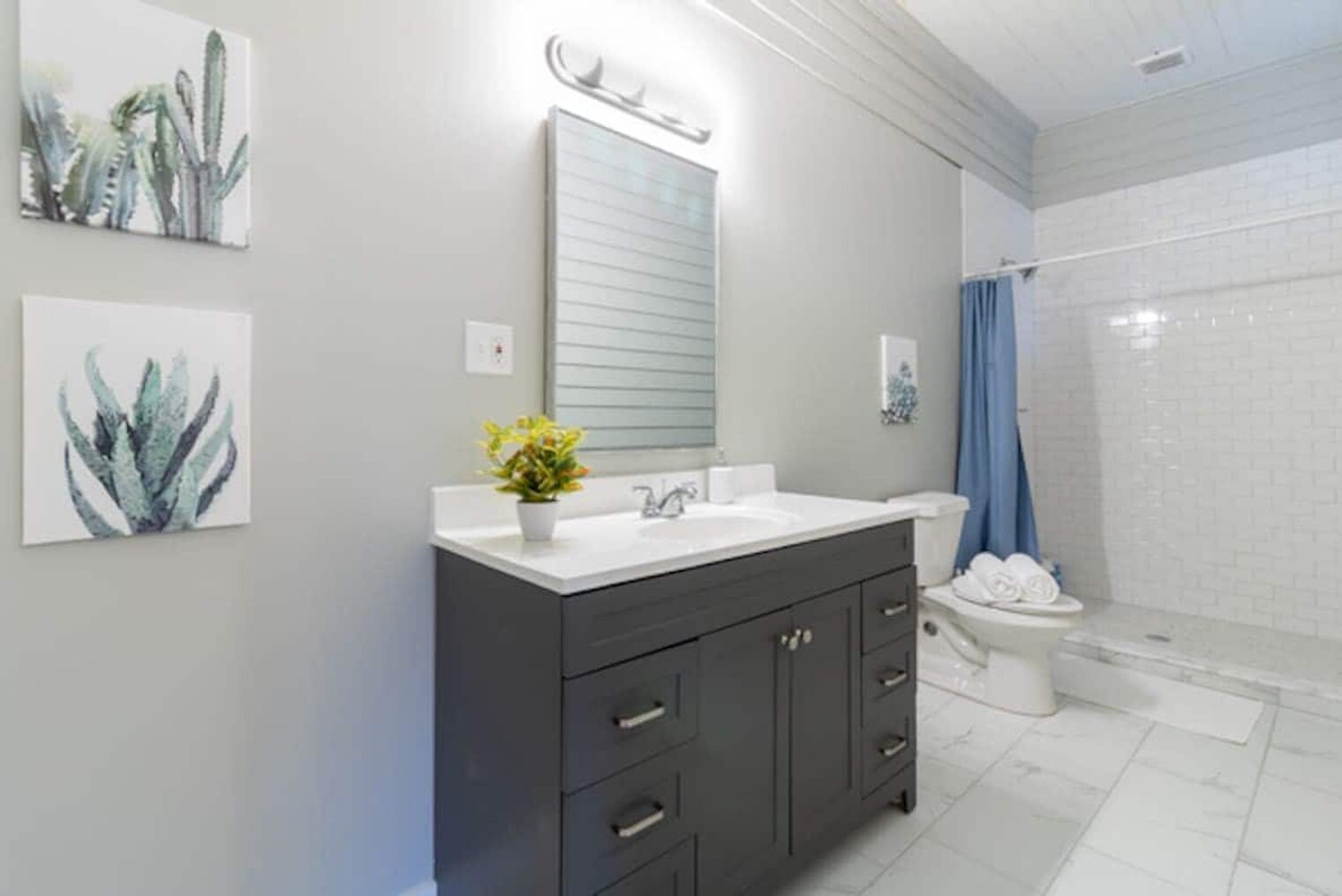 Building Photo - 2217 13th St