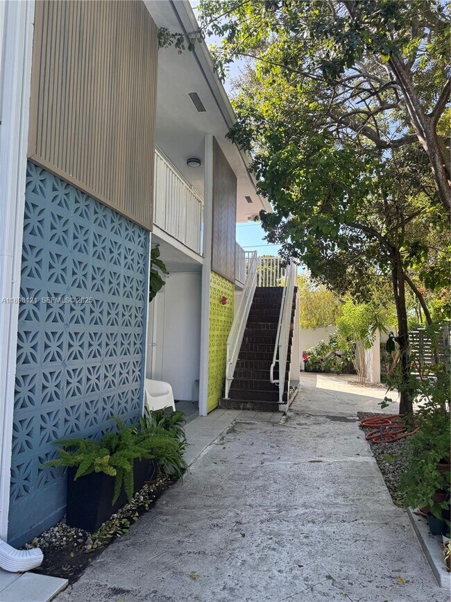 Building Photo - 6805 SW 88th St