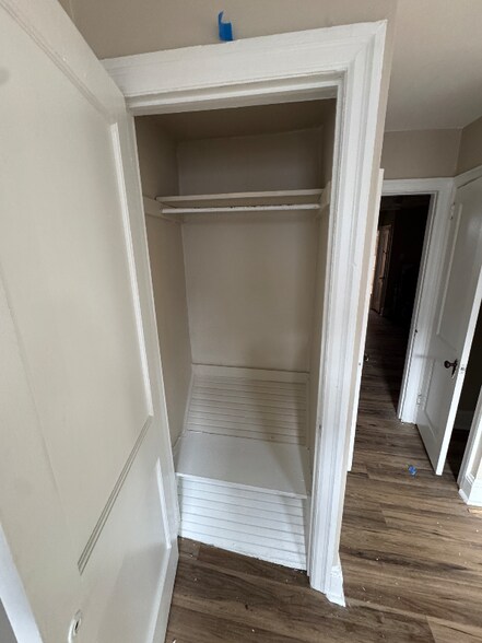 Building Photo - 905-909 Christian St