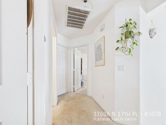 Building Photo - 17606 N 17th Pl