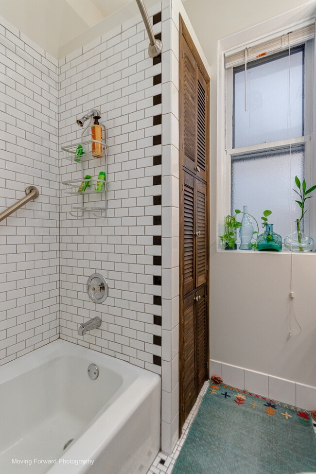 Building Photo - 3716 N Fremont St