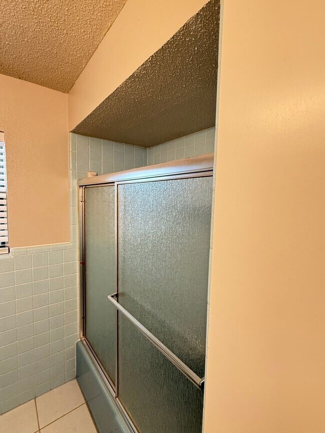 Building Photo - Classic Celina Charm with Vintage Comfort - Spacious 3-Bedroom Home with Large Yard and Covered P...