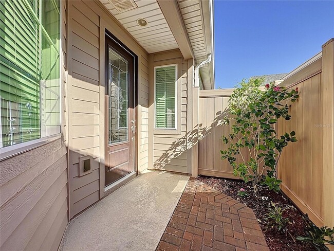 Building Photo - 329 Alcove Dr