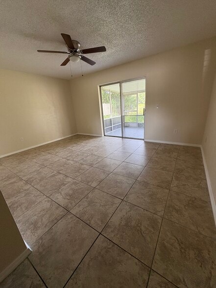 Family/Living Room - 914 Osceola Trl