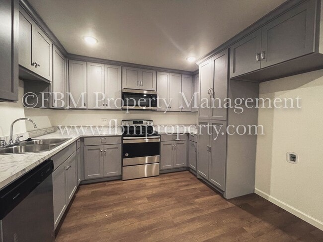 Building Photo - 207 Kirksey St