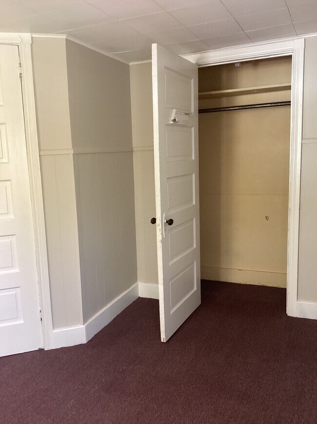 Building Photo - 15371 Church St