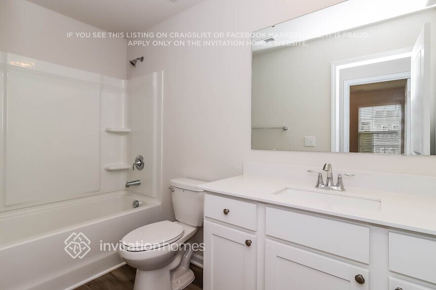 Building Photo - 133 Hazelnut Wy